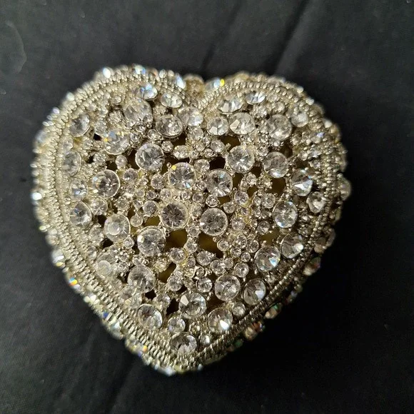 Olivia Riegel Heart Crystal Trinket Box Silver Tone Swarovski Keepsake Jewelry - Picture 3 of 10